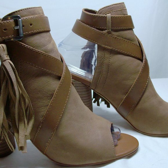 Sam Edelman Suede Open Toe Shoe with Leather Tassel and criss-cross trim  Size 6 - Picture 7 of 7